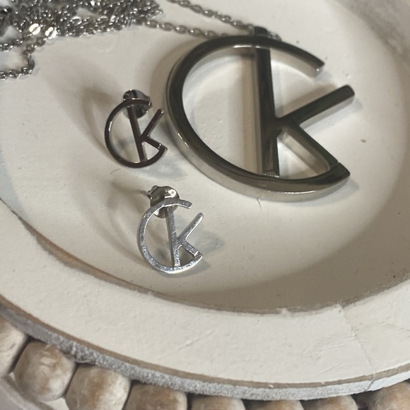 CALVIN KLEIN NECKLACE/EARRINGS - Picture 2 of 5